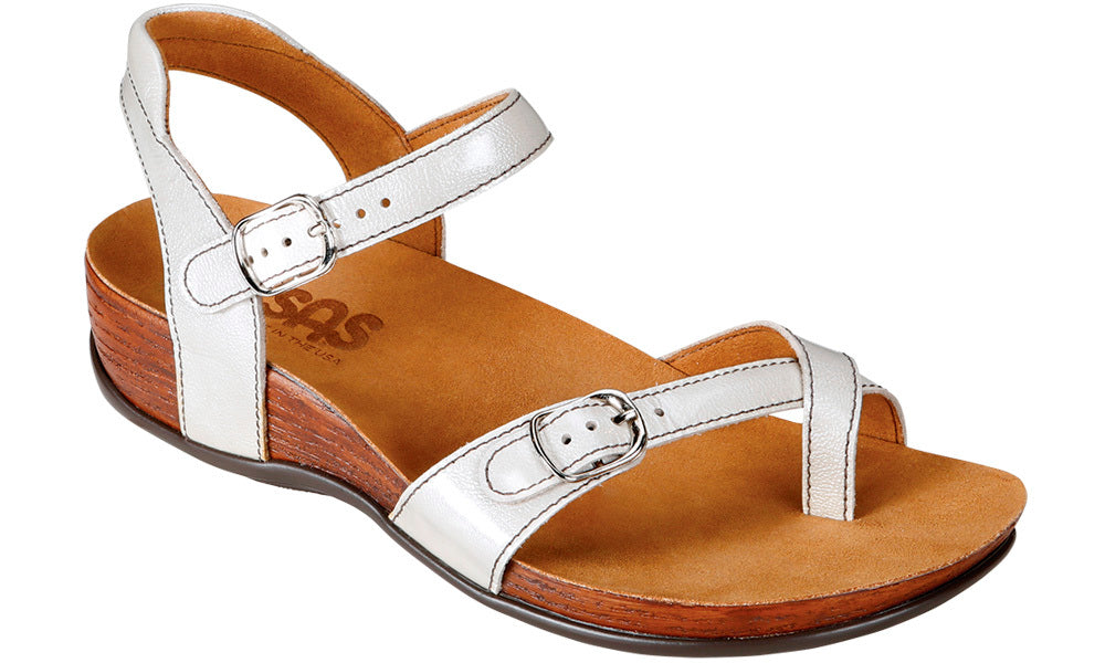 Sas on sale white sandals